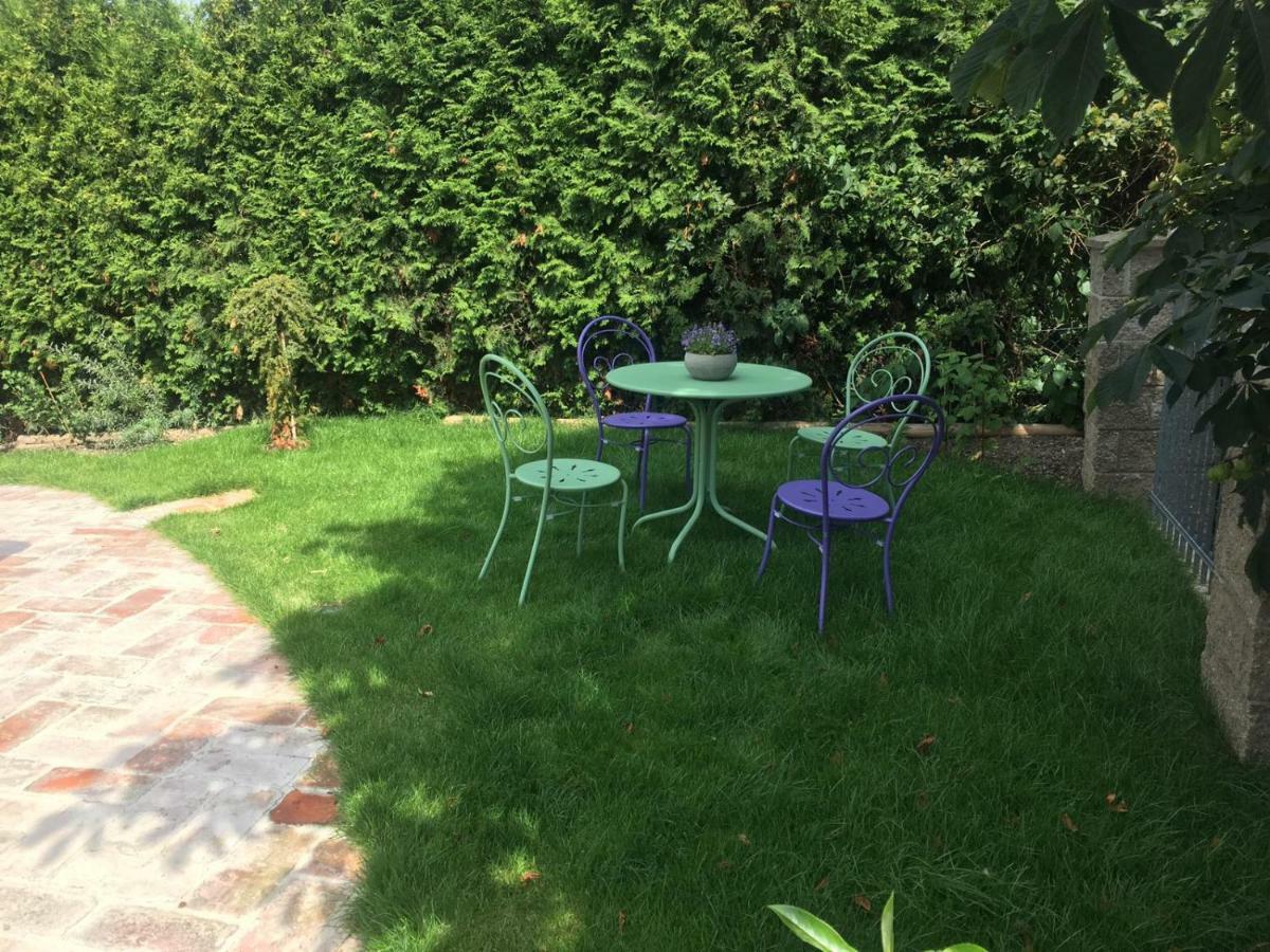 קרלובי וארי Villa Bricola - Boutique Apartments מראה חיצוני תמונה