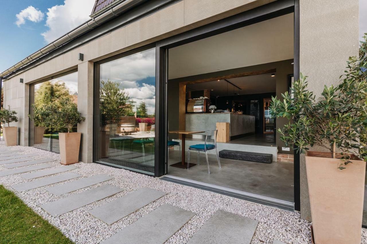 קרלובי וארי Villa Bricola - Boutique Apartments מראה חיצוני תמונה