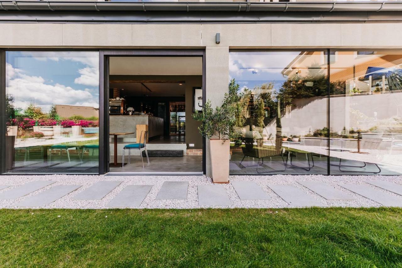 קרלובי וארי Villa Bricola - Boutique Apartments מראה חיצוני תמונה